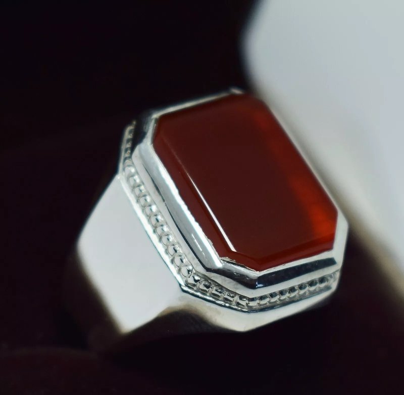 Aqeeq Ring Akik Aqiq Yemeni Aqeeq Brown Red Agate Gemstone Bague Handmade Rings - แหวนทั่วไป - เครื่องเพชรพลอย สีแดง