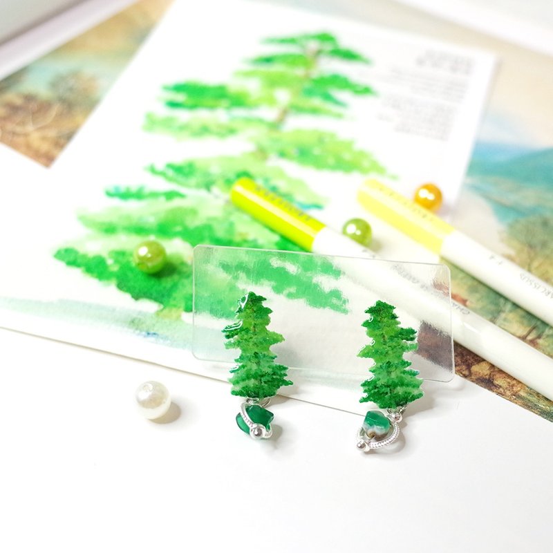 Taiwan's endemic Taiwanese two-leaf pine green agate painting earrings ear needles/ Clip-On - ต่างหู - วัสดุกันนำ้ สีเขียว