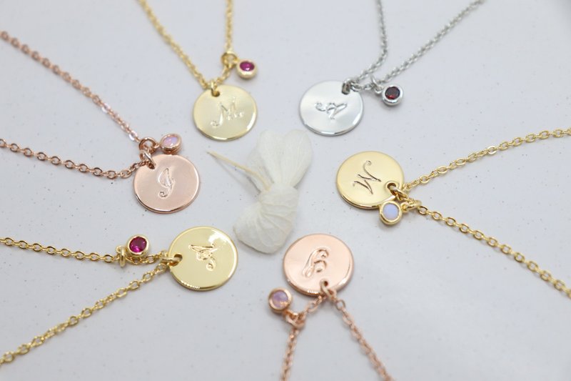 Personalised Disk Initial & Birthstone Necklace Custom Coin Lettler Necklace - 項鍊 - 銅/黃銅 金色