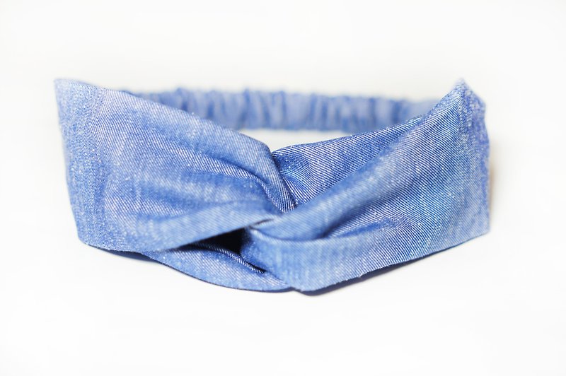 Elastic denim light / hand-made elastic hair band - เครื่องประดับผม - ผ้าฝ้าย/ผ้าลินิน สีน้ำเงิน