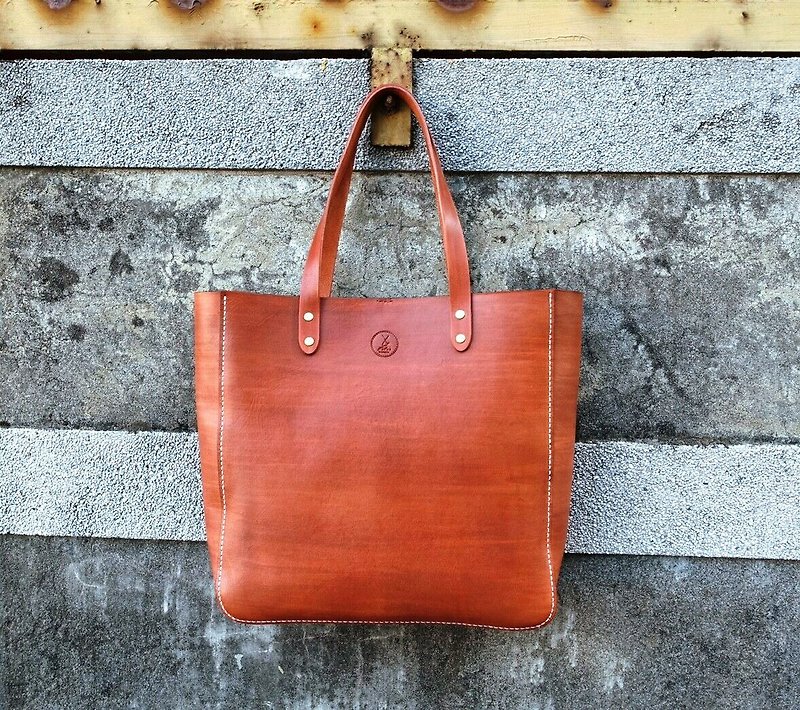 Fiber hand-made hand-dyed vegetable tanned tote bag - Messenger Bags & Sling Bags - Paper Brown