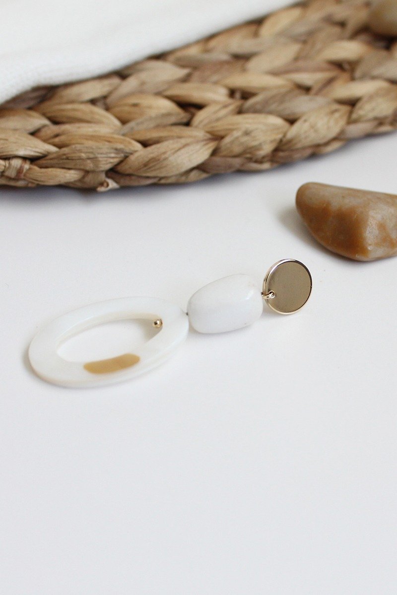 [shella #1 Jade Earrings] Sterile Silver Ear Pins / Clip-on Customized - ต่างหู - โลหะ ขาว