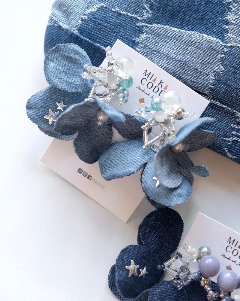 手工耳環 — Denim牛仔布系列3 耳環 淺藍色牛仔布燙花 - 耳環/耳夾/耳骨夾 - 其他材質 藍色