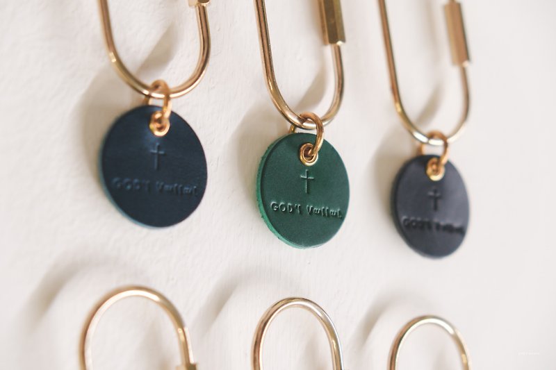 【New Product】Children of Heavenly Father Bronze Leather Handmade Keychain Pendant Green - ที่ห้อยกุญแจ - ทองแดงทองเหลือง สีเขียว
