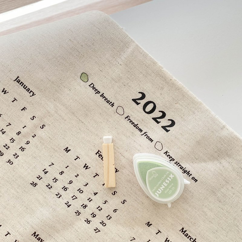 2022 Wall Cloth Wall Calendar Gift Inkpad Stamp Bundle Pocket - Wall Décor - Cotton & Hemp White