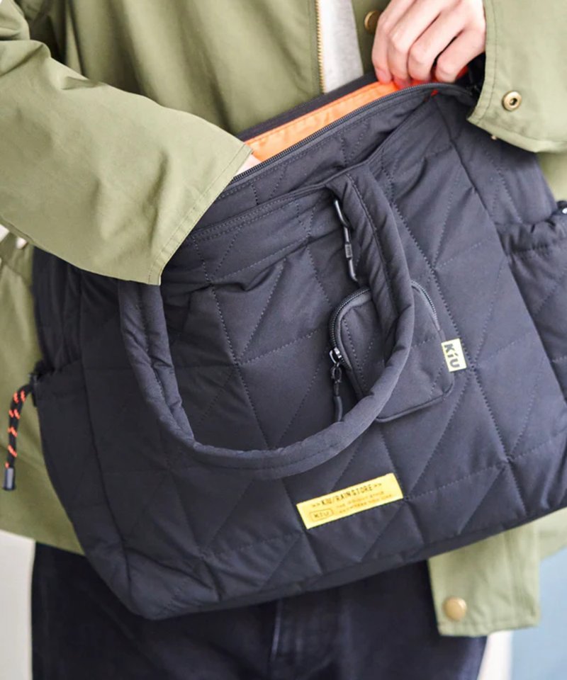 【熱門預購】KiU 加厚方形多用途手提袋 K477 - 手提包/手提袋 - 其他人造纖維 