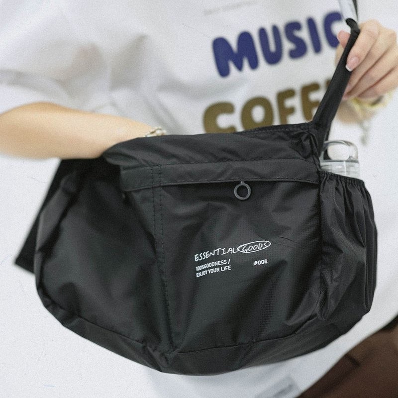 Simple waterproof nylon crossbody bag for daily commuting - กระเป๋าแมสเซนเจอร์ - ไนลอน สีดำ