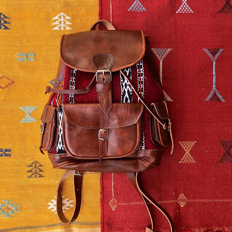 Moroccan Amazigh Kilim Backpack  - กระเป๋าเป้สะพายหลัง - หนังแท้ สีแดง
