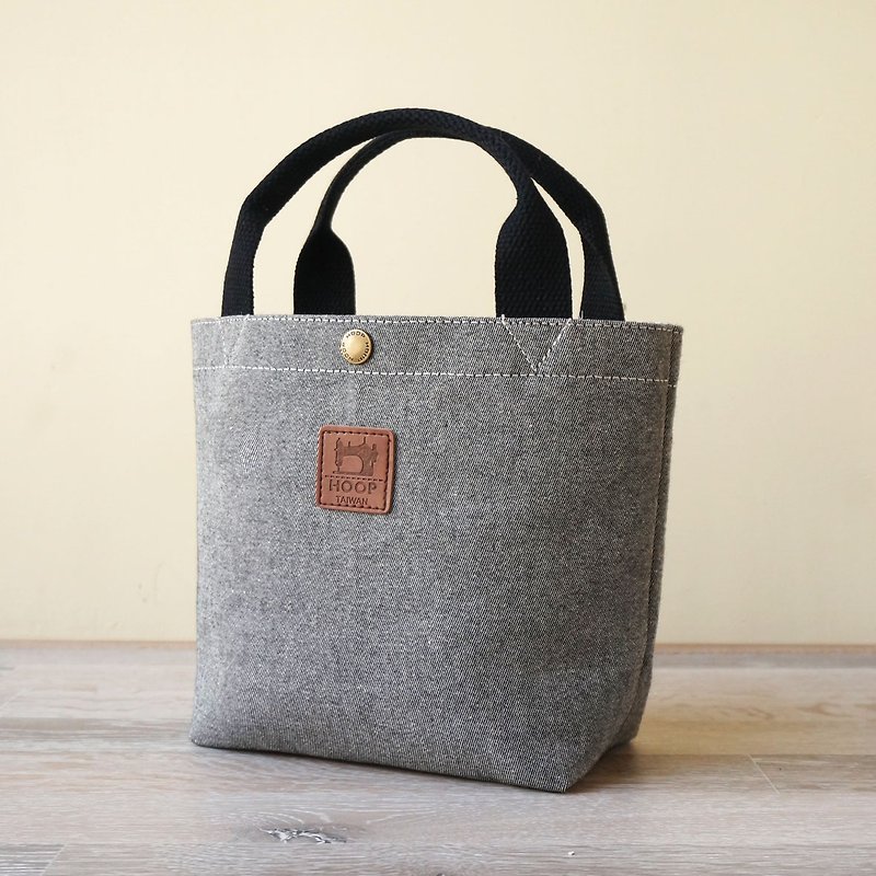 Stampless Style Tote Bag - Cement Wall Grey - กระเป๋าถือ - ผ้าฝ้าย/ผ้าลินิน สีเทา