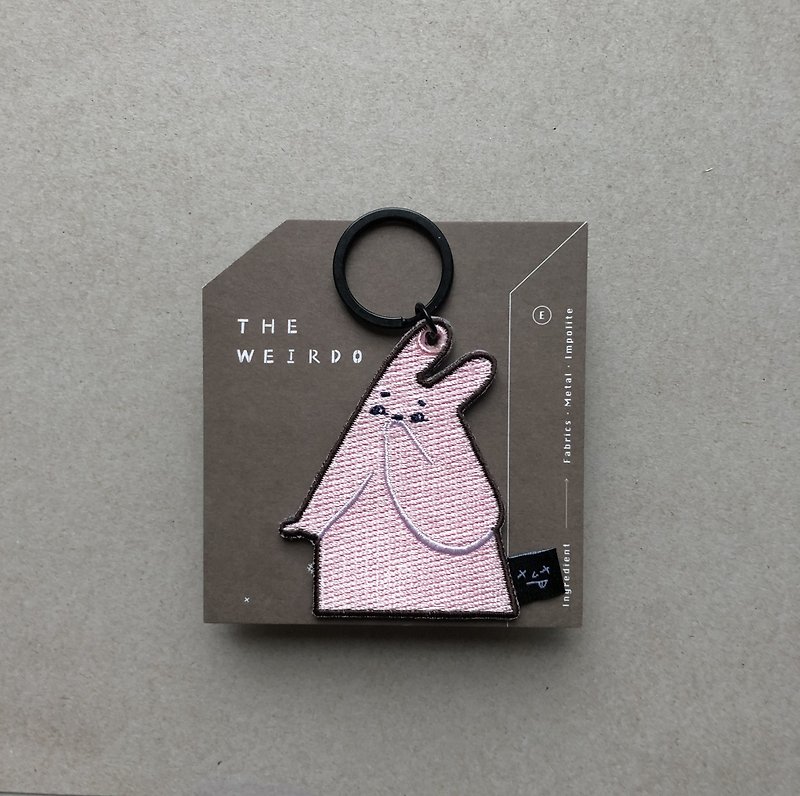 The Weirdo 沒禮貌兔・雙面刺繡鑰匙圈 - 鑰匙圈/鑰匙包 - 繡線 粉紅色