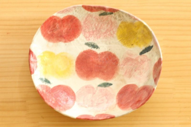 粉引りんご3色のオーバル皿。 - 小皿 - 陶器 ホワイト
