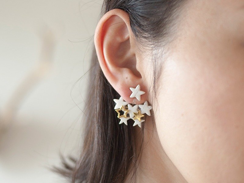 Stardust catch earrings / earrings (white) - ต่างหู - กระดาษ ขาว