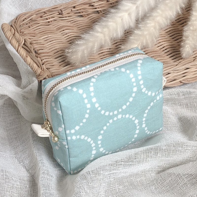 Square pouch / blue green / スクエアポーチ / 北欧 - 化妝包/收納袋 - 棉．麻 藍色