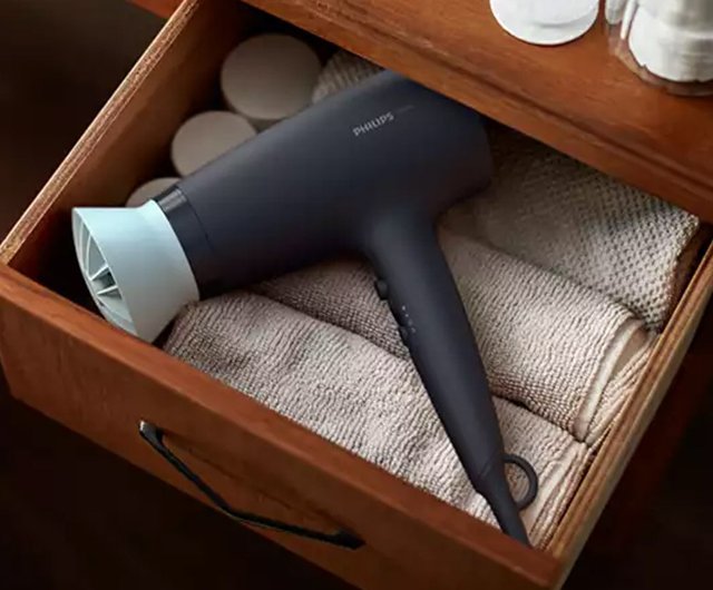 Philips Philips BHD360 Negative Ion Temperature Control Hair Dryer - Shop philips-mg-tw Makeup Brushes - Pinkoi Philips Philips BHD360 Negative Ion Temperature Control Hair Dryer - Shop philips-mg-tw Makeup Brushes - Pinkoi