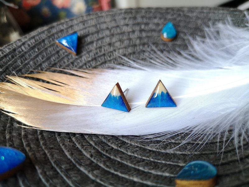 富士山木耳釘 - 耳針 耳環 耳夾 木制 防敏 不鏽鋼 - 耳環/耳夾 - 木頭 藍色