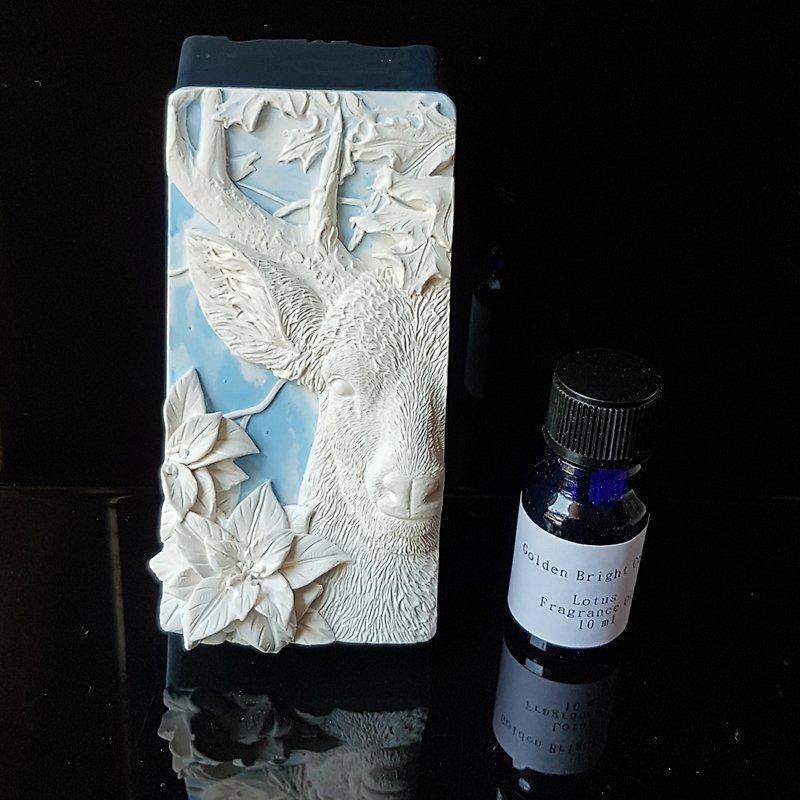 Kit: Reindeer Aroma stone and 10 ml fragrance/essential oil - น้ำหอม - วัสดุอื่นๆ สีน้ำเงิน