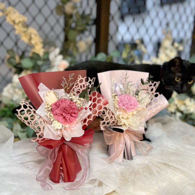 粉嫩小資款永生康乃馨花束 乾燥花束 母親節花束 - 乾燥花/永生花 - 植物．花 多色