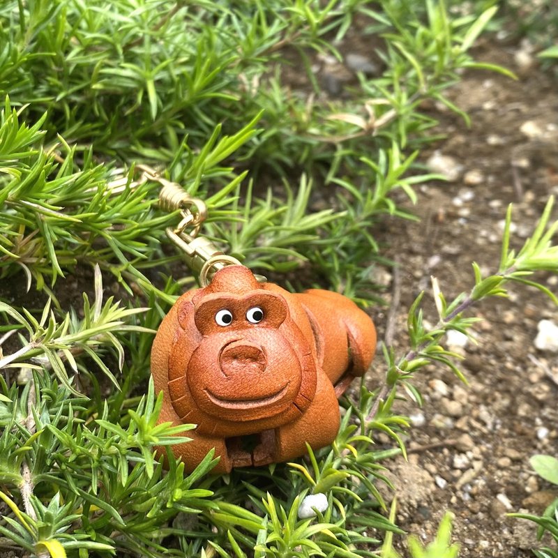 ゴリラ　本革キーホルダー　動物　日本製手作り　立体造形のVANCA - 鑰匙圈/鑰匙包 - 真皮 咖啡色