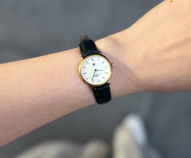 Givenchy quartz watch with leather strap and steel watch for Givenchy quartz watch with leather strap and steel watch for