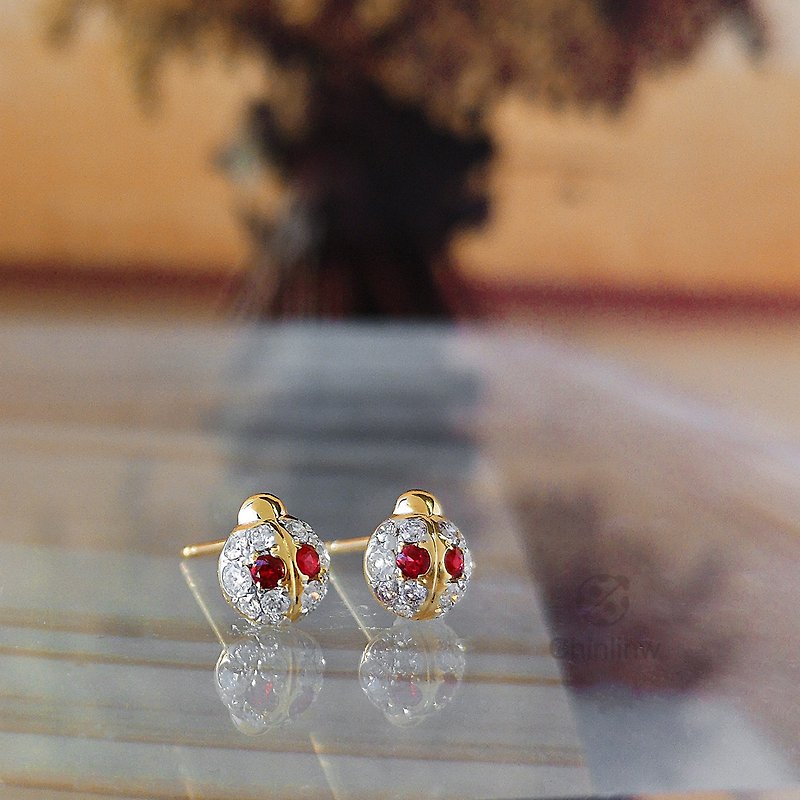 Lucky ladybug│14k gold with diamonds and rubies auspicious insects everyday wear ear acupuncture earrings