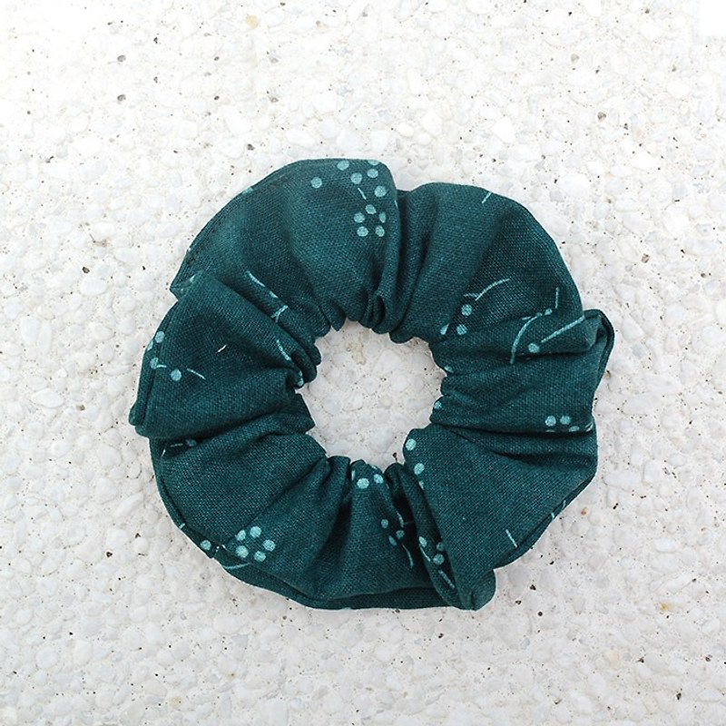 Classical buds hair bundles / large intestine ring donut hair ring - Hair Accessories - Cotton & Hemp Green