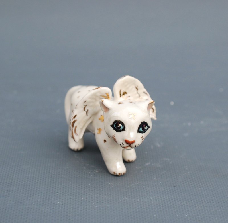 Kitten statuette Cat Angel Porcelain figurine Winged kitten Small figurine - 擺飾/家飾品 - 瓷 白色
