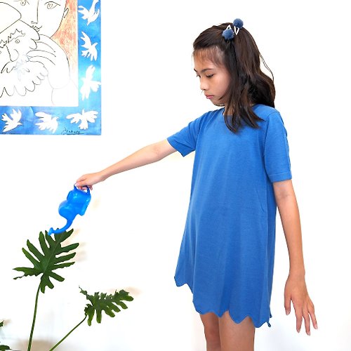 TiDi TiDi × ViF 大女童藍色針織直筒洋裝/長版上衣 兩種尺寸