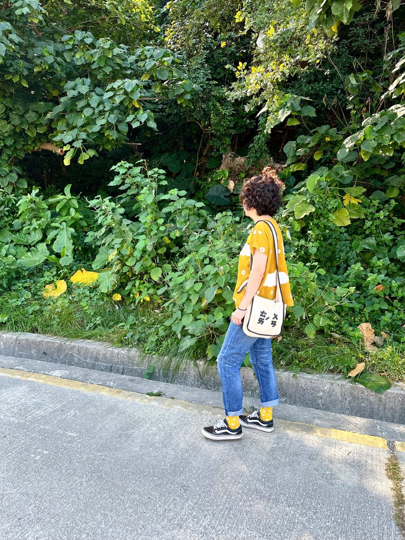 台灣印花綁帶側背包 - 側背包/斜背包 - 棉．麻 白色