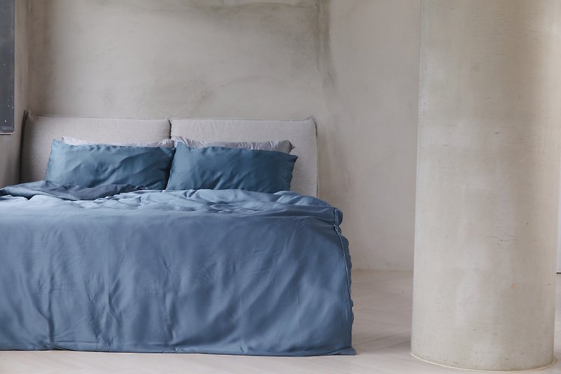 60 Tencel Double Bed Quilt Cover Set of Four-Navy Blue-Jurai Home Furnishing - เครื่องนอน - วัสดุอื่นๆ สีน้ำเงิน