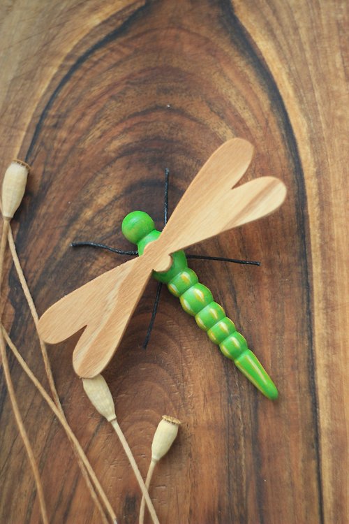 Oshkin _Wooden_Craft Wooden Colored Dragonfly Toy. Wooden insects toy.