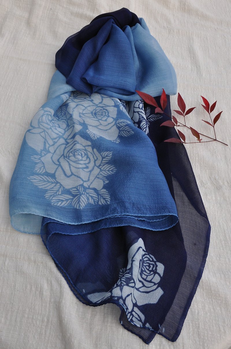 玫瑰花圍巾 - 絲巾 - 其他材質 