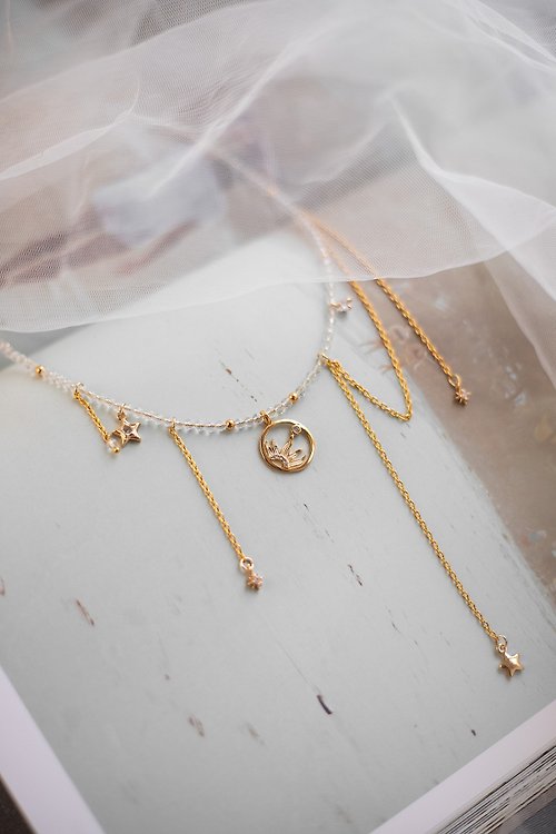 Kamael Shine Crystal cosmic necklace, Star jewelry, Golden chain chocker with pendants