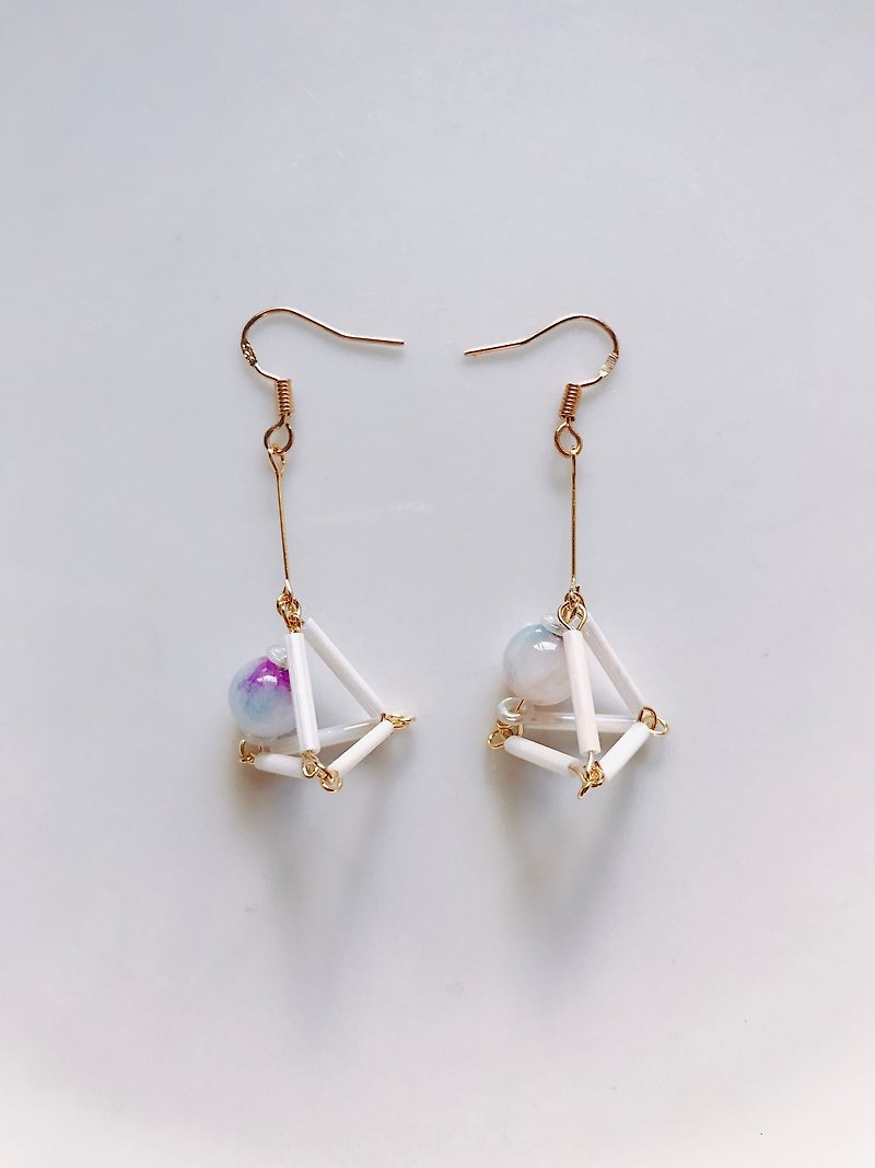 Rendering small planet three-dimensional triangle earrings - Earrings & Clip-ons - Plastic White