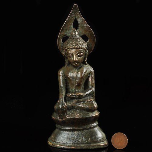 菩多佛教文物 緬甸佛塔聖物-18-19世紀觸地印佛陀-高17.3公分.底寬7.8公分