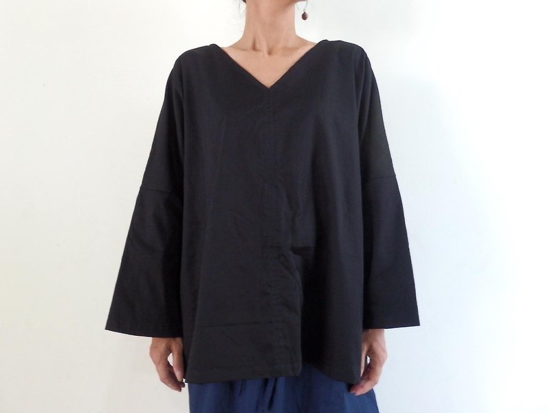 Cotto satin's simple tops [black] - เสื้อผู้หญิง - ผ้าฝ้าย/ผ้าลินิน สีดำ