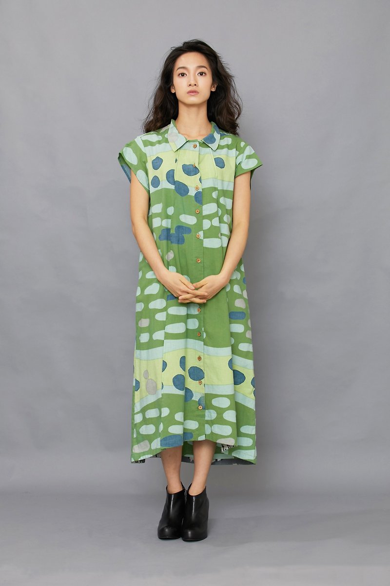Triangle Pleat Short Sleeve Shirt Print Dress _ Green Moss Water Shore _ Fair Trade - One Piece Dresses - Cotton & Hemp Multicolor