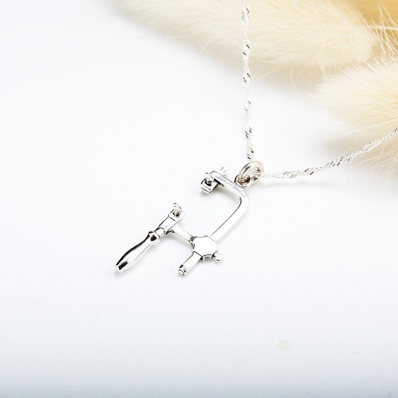 Mini hand saw s925 sterling silver necklace Valentine's Day gift - Collar Necklaces - Sterling Silver Silver