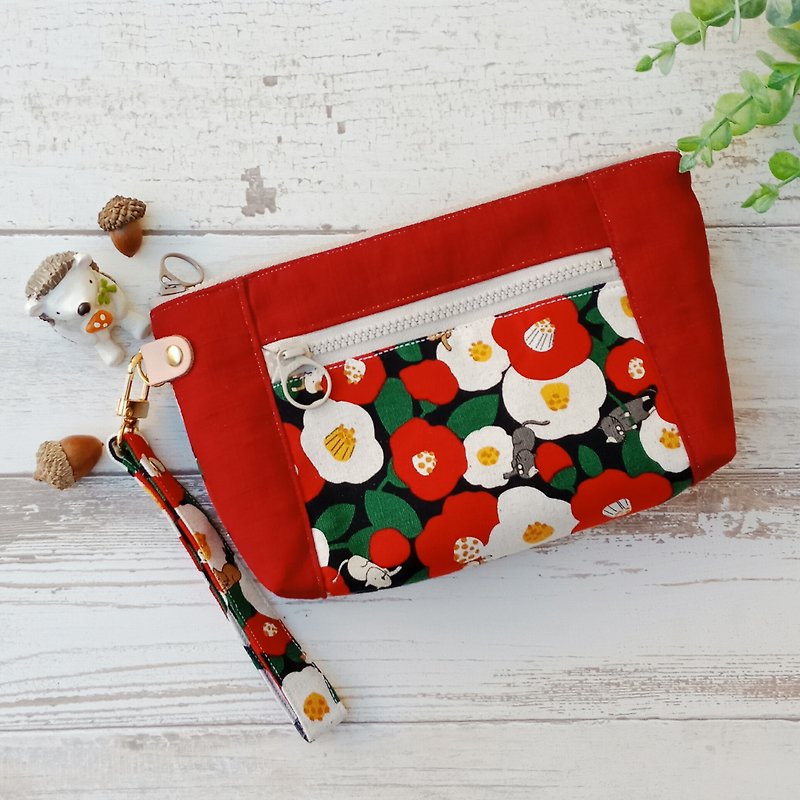 [Cosmetic Bag] Red Flower Cat - กระเป๋าเครื่องสำอาง - ผ้าฝ้าย/ผ้าลินิน สีแดง