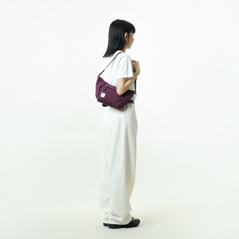 Cora 3WAYデイリーショルダーバッグ デートにはハンドバッグ、ハイキングにはウエストバッグとして - ショルダーバッグ - サステナブル素材 パープル