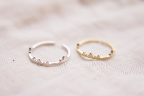 Hand In Hand 戒指 純銀 黃銅 - 山丘 -