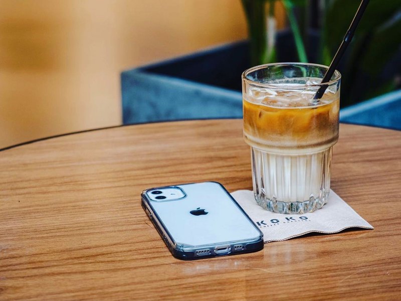 ARMOR iPhone 12 Signature 系列電話保護殼_水晶灰透/灰帶 - 手機殼/手機套 - 其他材質 