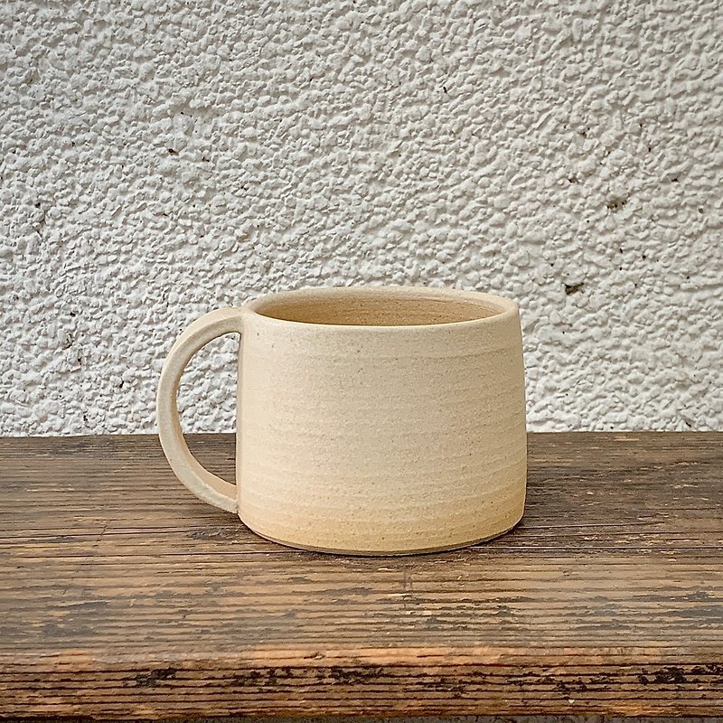 【モーニングホワイト-コーヒーカップ】リム陶器 | ハンドメイド | 手練り陶器 | 04 - グラス・コップ - 陶器 