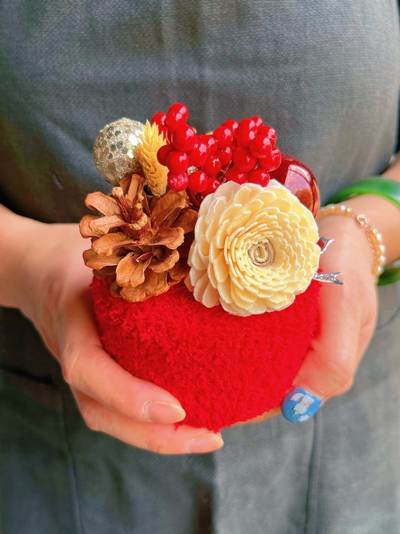 VERNITA 松果紅 ケーキフラワーギフト • 想いを留める花の贈りもの - ドライフラワー・ブーケ - その他の素材 レッド