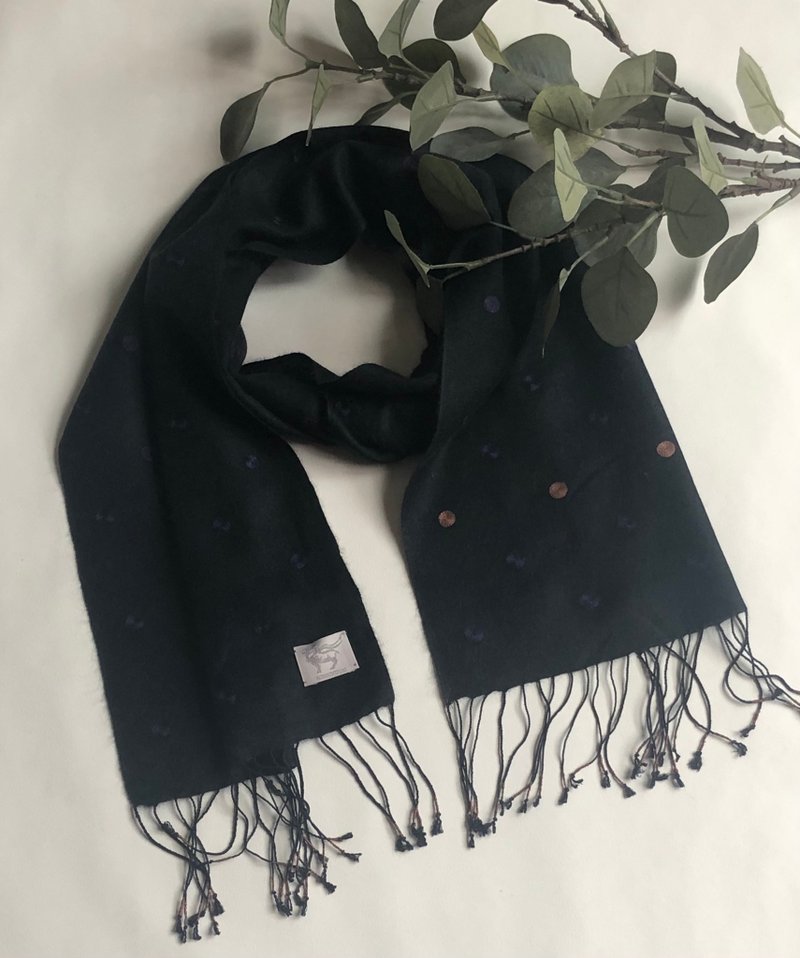 手織り手刺繍　カシミヤシルク　チビマフラー - 絲巾 - 羊毛 黑色