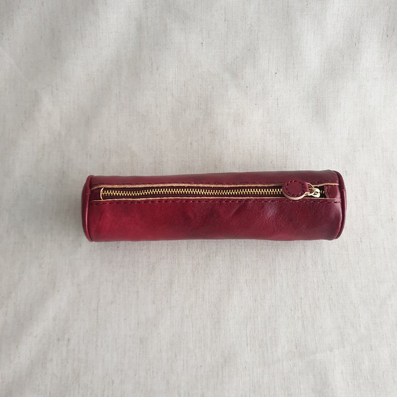 . LIN leather. Handmade Leather Leather Pencil Case Pencil Case Pencil Case Pencil Case - กล่องดินสอ/ถุงดินสอ - หนังแท้ สีแดง