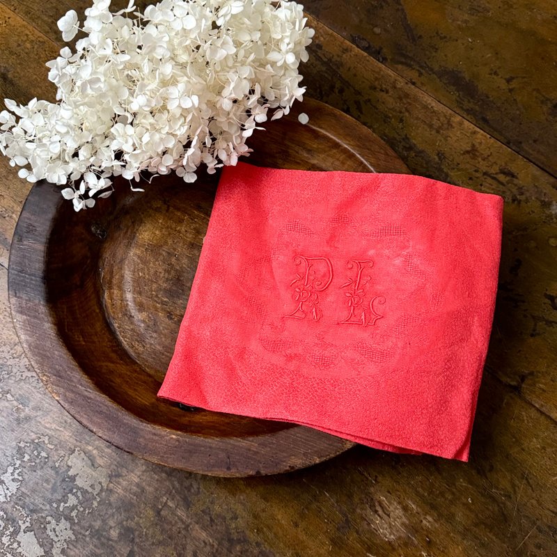 50625-絕美法國古董紅色亞麻緹花布 家徽字母PL 73x64cm - 桌布/桌巾/餐墊 - 棉．麻 