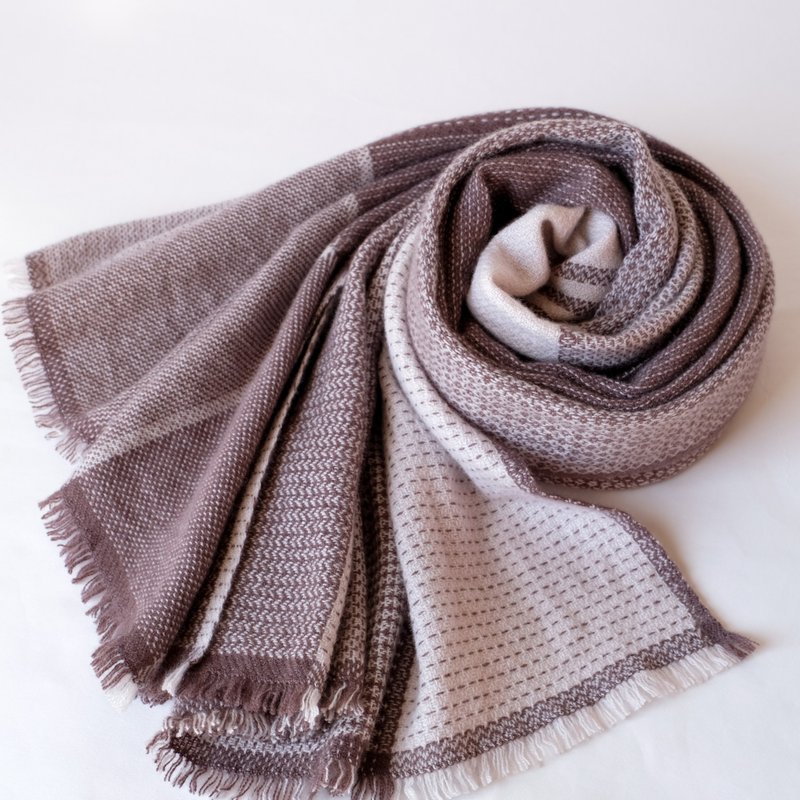 Cashmere 100% hand-woven cashmere stole [Monka 02] - Knit Scarves & Wraps - Other Materials Brown