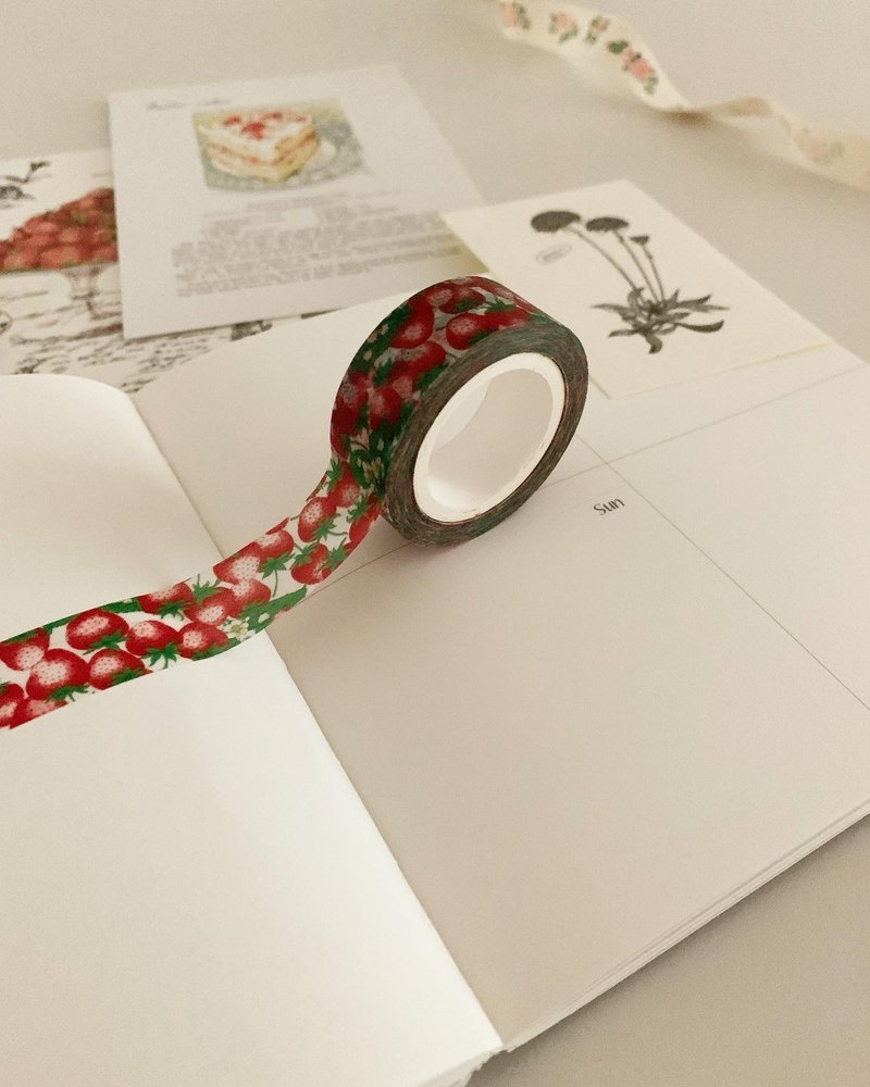 Berry Berry Washi Tape - 紙膠帶/和紙/PET - 其他材質 
