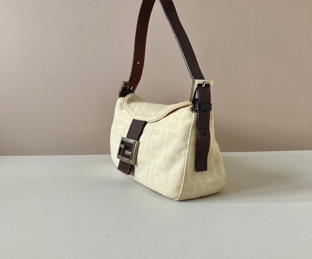 second hand fendi baguette bag