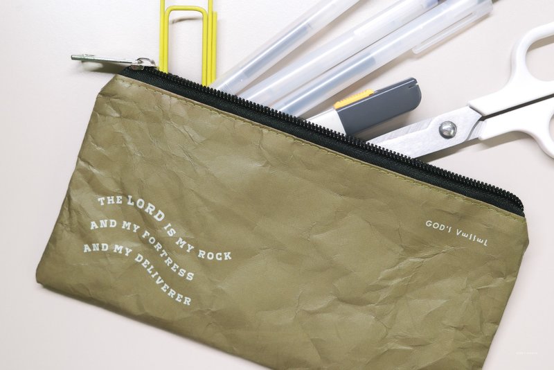 [New Product] He is my rock, water-repellent, ultra-lightweight, environmentally friendly DuPont storage bag, moss green - กล่องเก็บของ - วัสดุอีโค สีเขียว